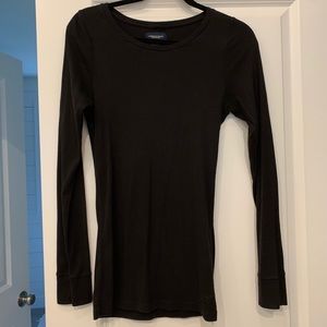 AMERICAN EAGLE black long sleeve size Lg